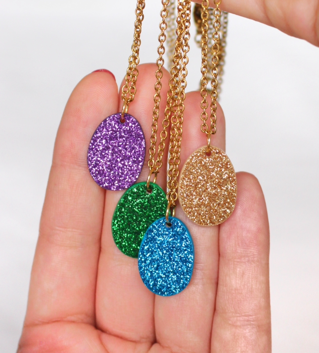 Pendentif Cleo • couleurs pailletées