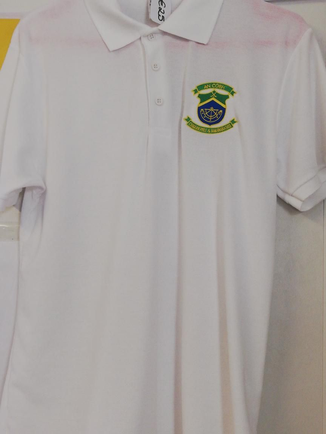 White polo tshirt - Medium