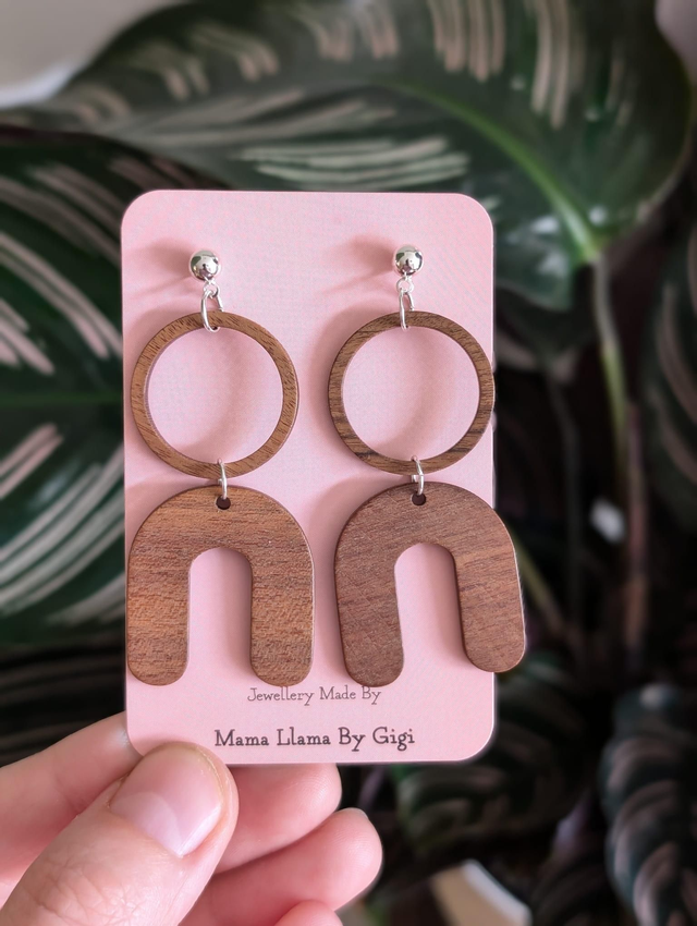 Elegant Wooden Arch Earrings 