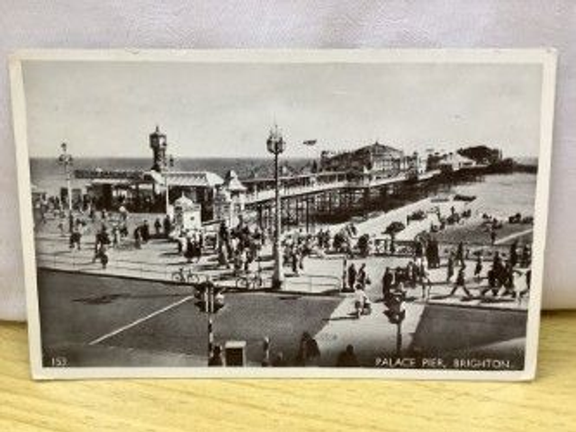 Brighton, Palace Pier, Sussex, Posted 1955 unbranded postcard Our Ref: no. R10