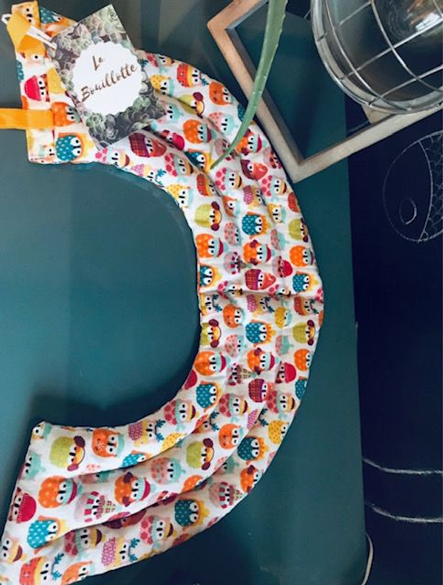 Bouillotte en graines de lin bio - cervicales en U - Tissu chouettes