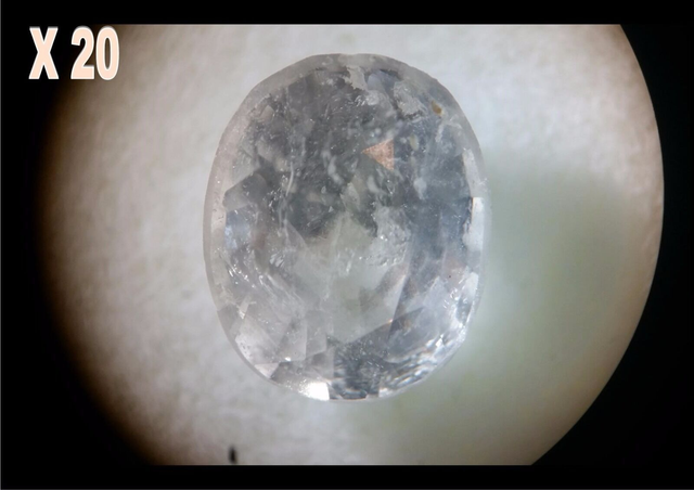 Phenakite ou Phenacite facettée de Birmanie 0,64 ct  mineral rare / bijou mineraux