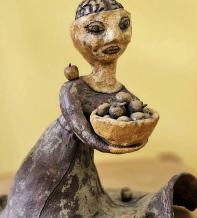 The People Pleaser - Stoneware sculpture by Hookata