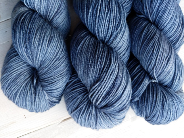 Multi Talented 4ply Pigeon 100g/400m