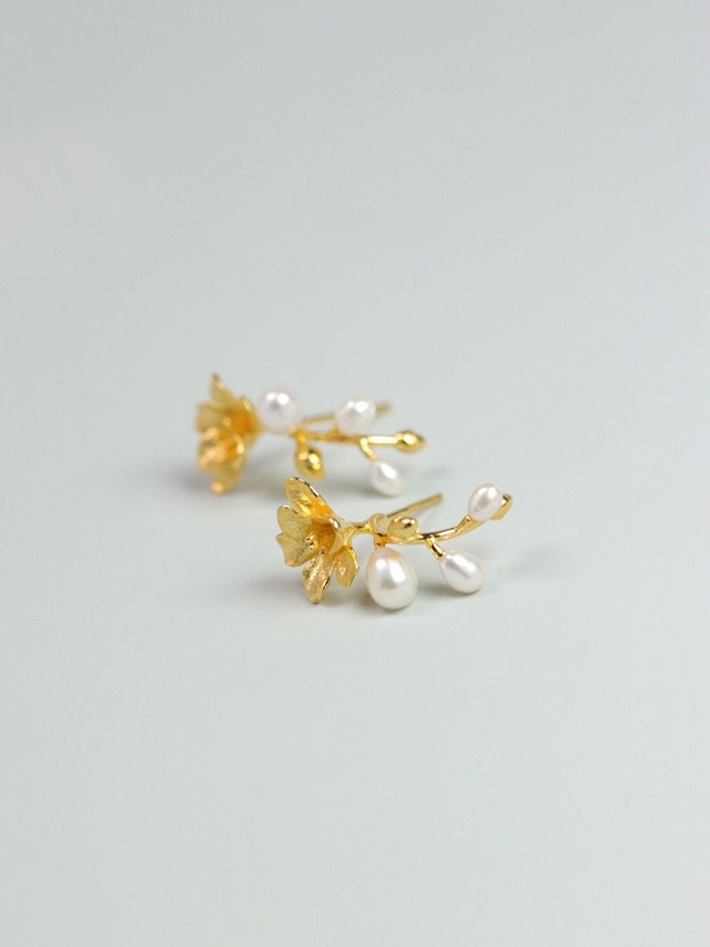 Freesia and Freshwater Pearl Silver Earrings