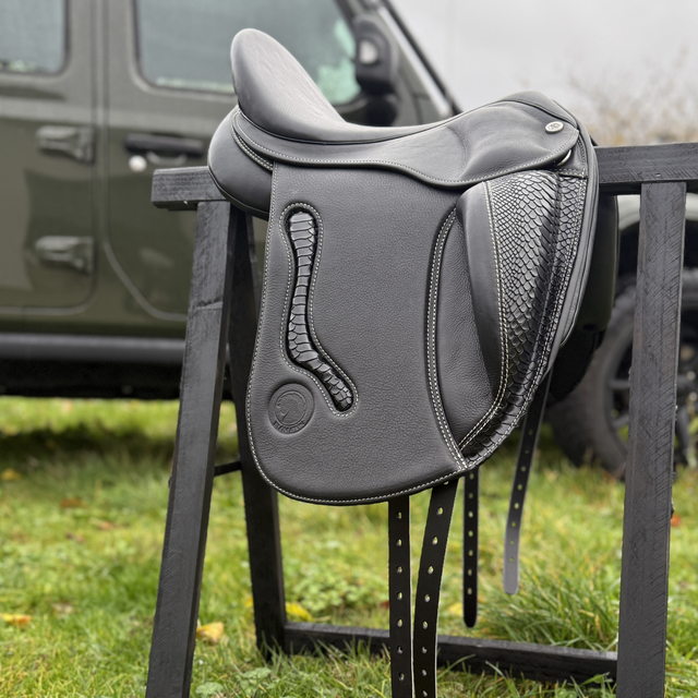 Sattel Sóldögg designed for Védís 