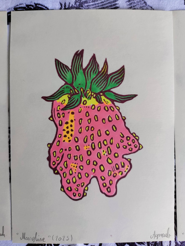 impression linogravure fraises étranges "fraise debout "10X14.5 cm