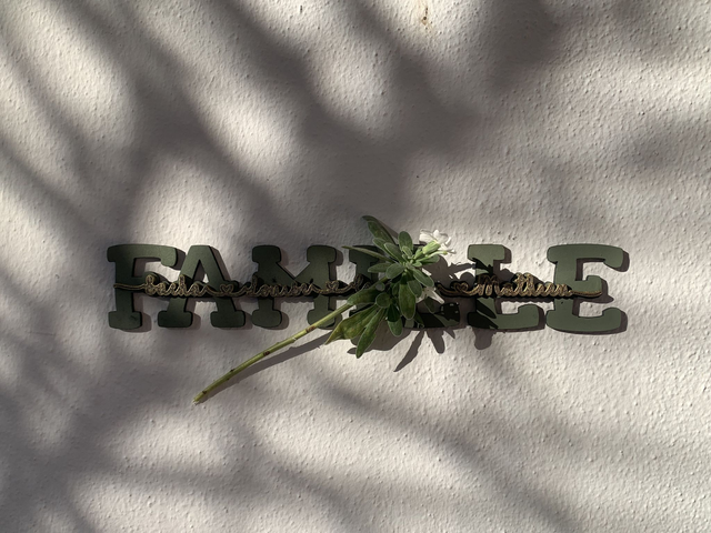 Famille et les prénoms découpés au laser dans du MDF 3mm 