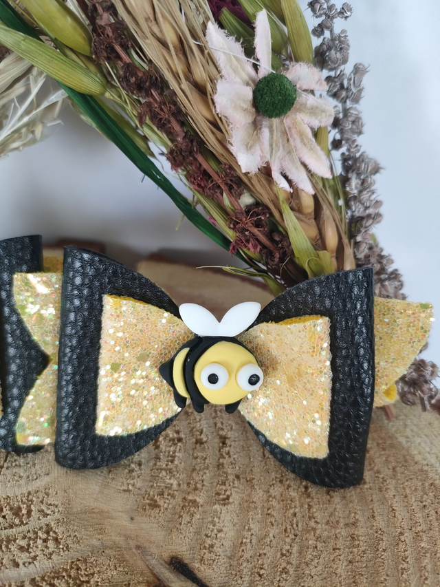 Yellow and Black glitter Bee Hairclips.