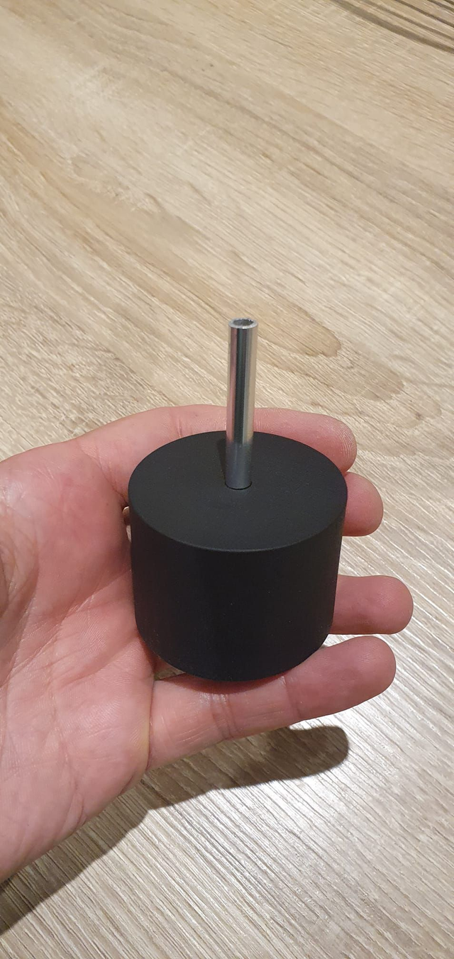 Bust Plinth - wood style