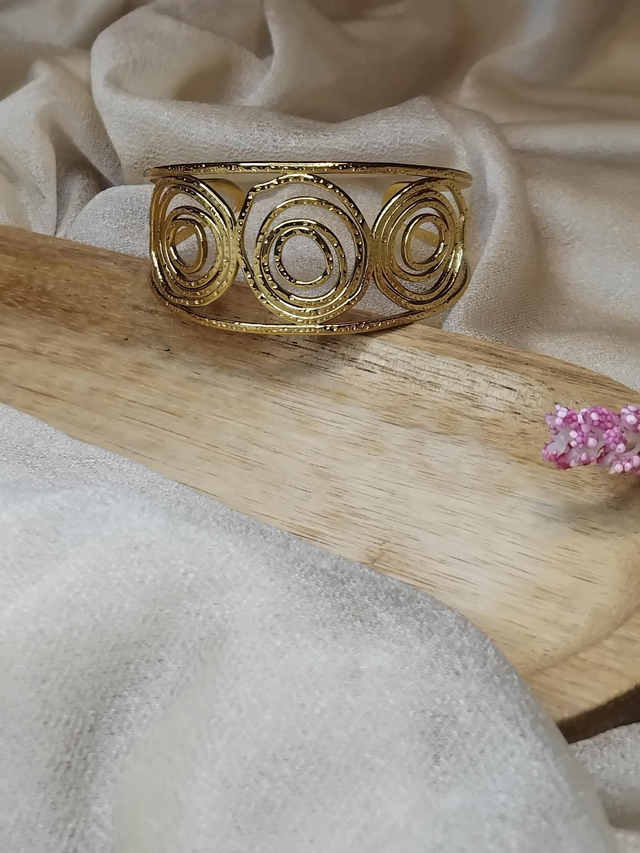 Bracelet manchette ajustable en acier inoxydable 