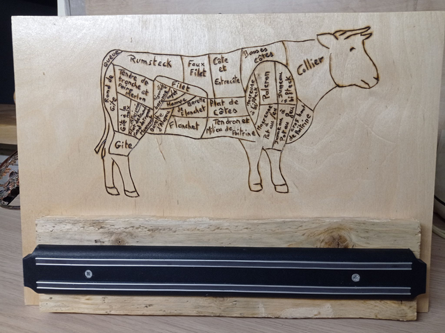 Support couteaux dessin vache