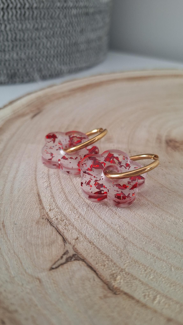 Créoles dorées fleurs feuilles rouge mat/brillant