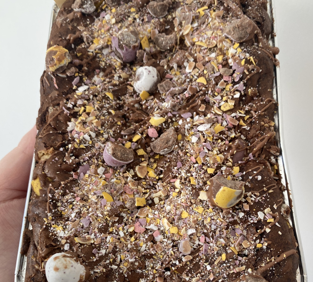 Mini egg brownie or Blondie tray 
