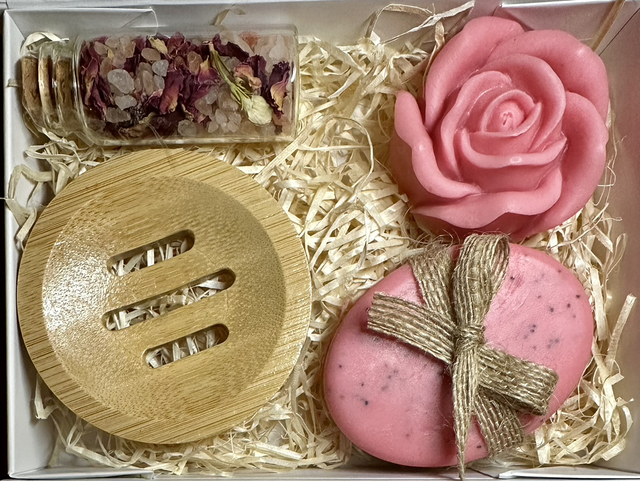 Luxury Rose Soap Gift Box,
