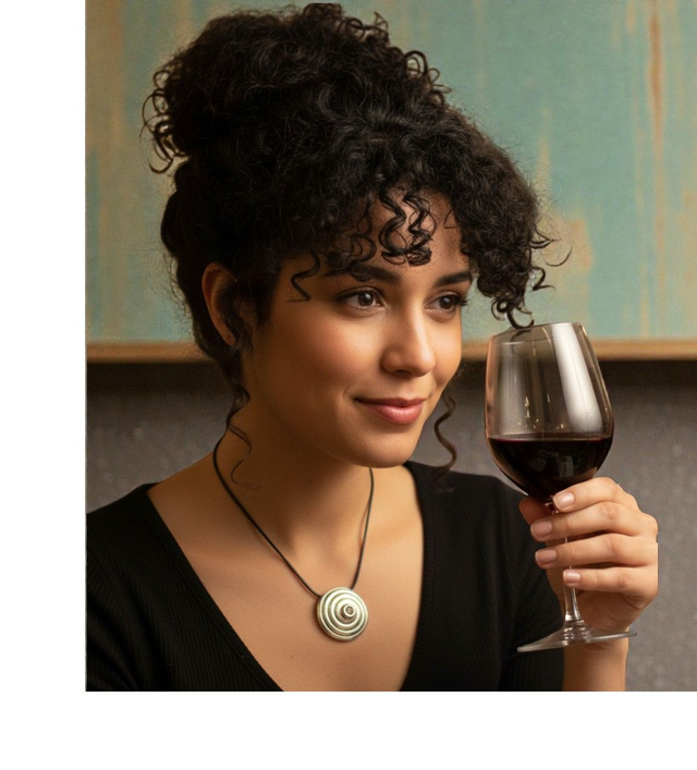 Spiral pendant with stone HALLMARKED