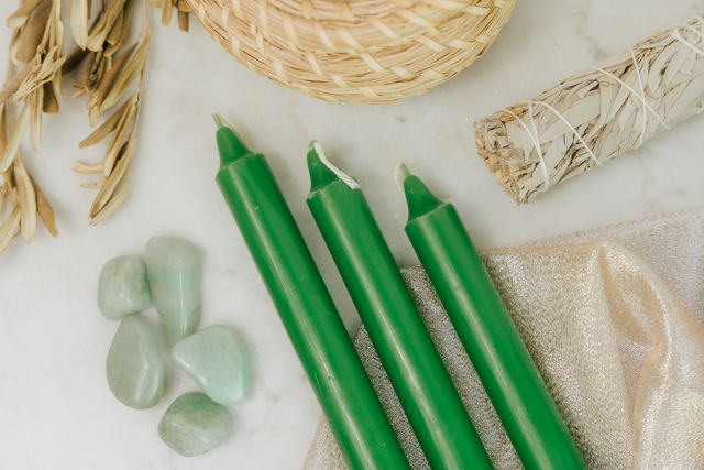 Bougie teintée masse verte - Succès, ambition, chance, prospérité