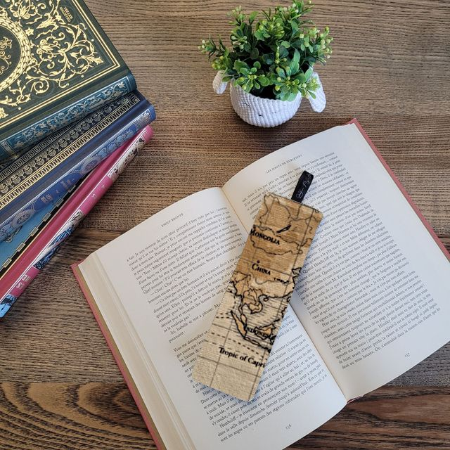 Marque-page 065 : World Map