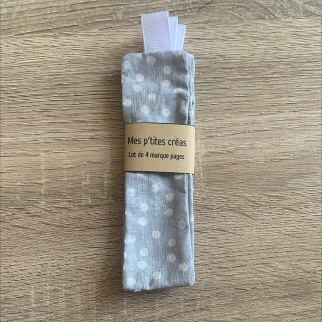 Lot de 4 marque pages en tissu