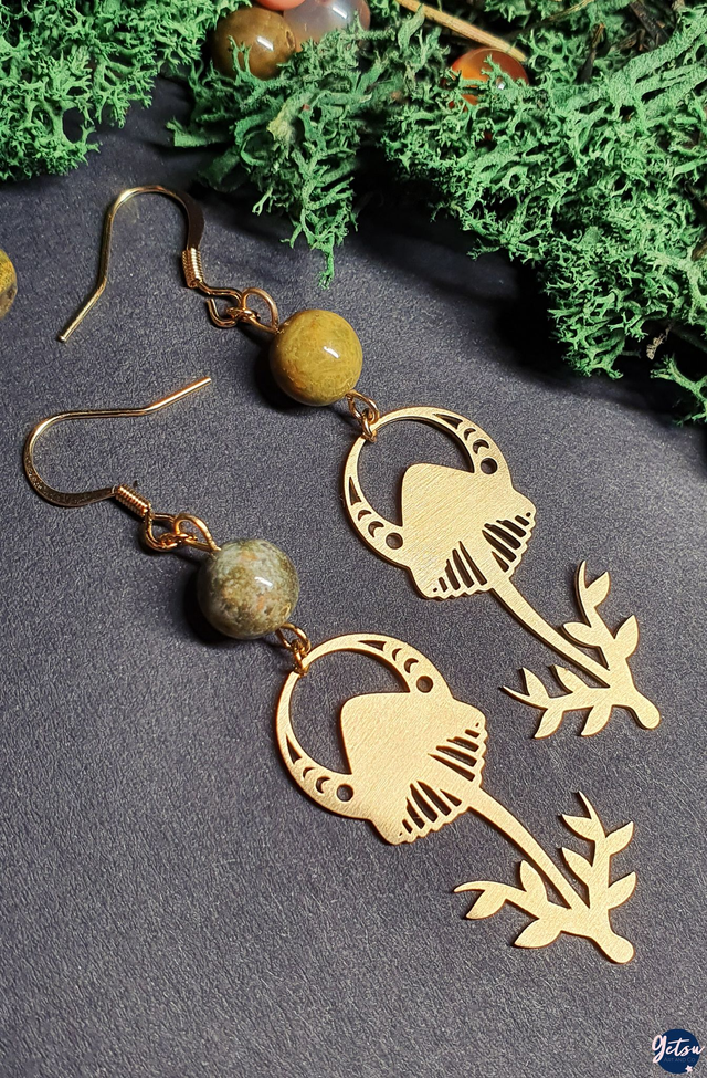 Boucles d&#039;oreilles champignons et jaspe rainforest