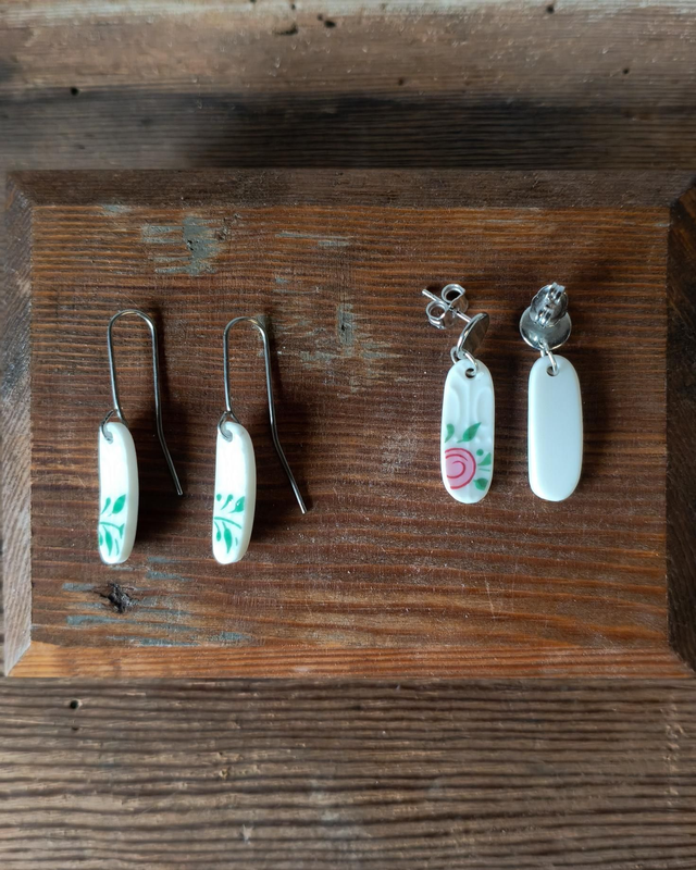 Boucles d'oreilles pendantes chevrons - porcelaine de Limoges, Atelier du Tabalou | no.2