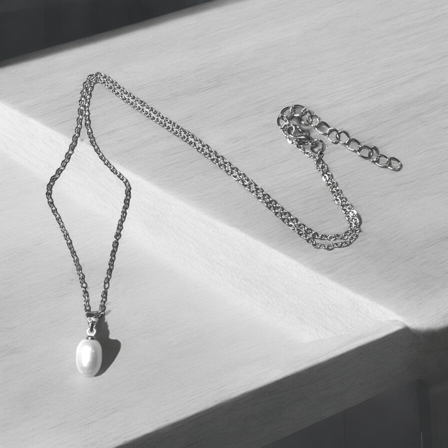 Freshwater pearl necklaces