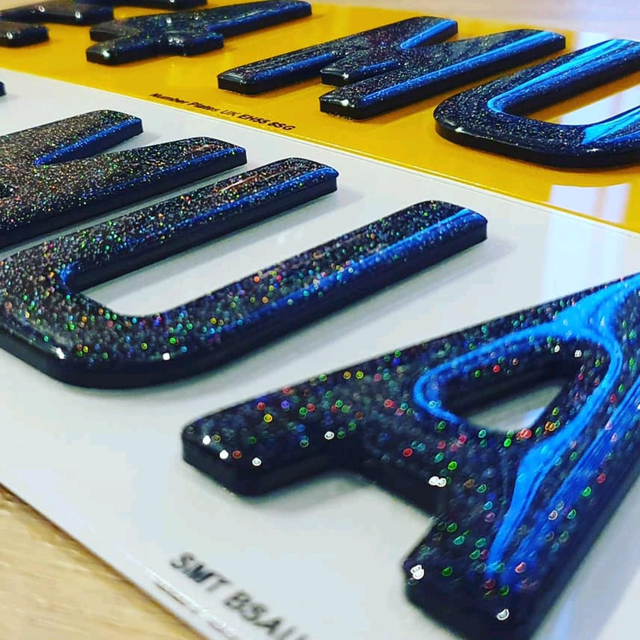 3mm Black 4D with Glitter Gel