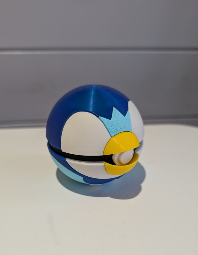 Piplup Pokeball