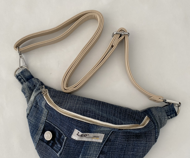 Sac banane en jean recyclé 