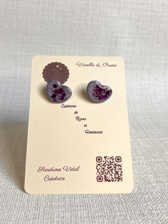 Boucles d&#039;oreilles petits coeurs violet nacré et paillettes rose violet reflets AB 