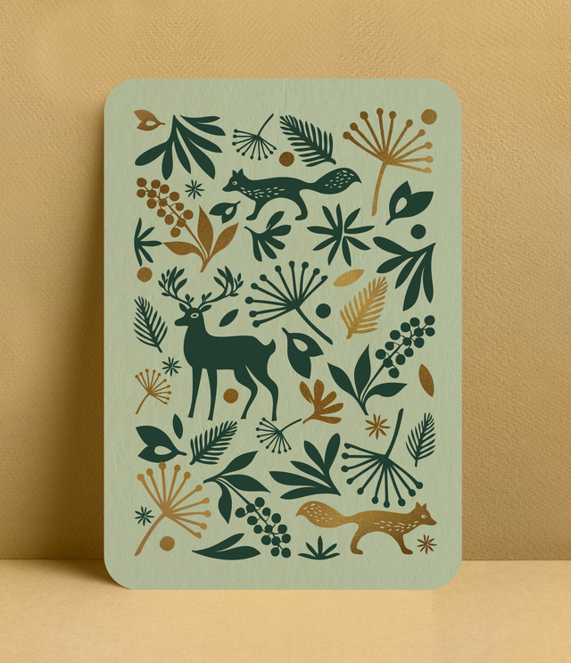 CARTE DANS LA FORÊT