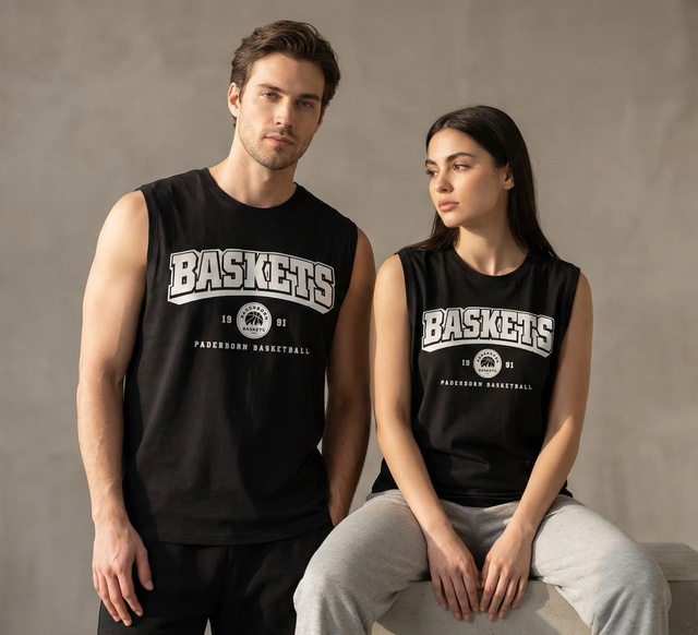 TANK TOP – BASKETS COLLEGE BLACK