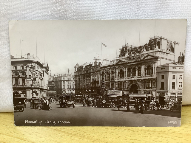 Piccadilly Circus, London - No 121 Millar & Lang's Real Photographic Vintage Postcard Our Ref No.A71 £2.50