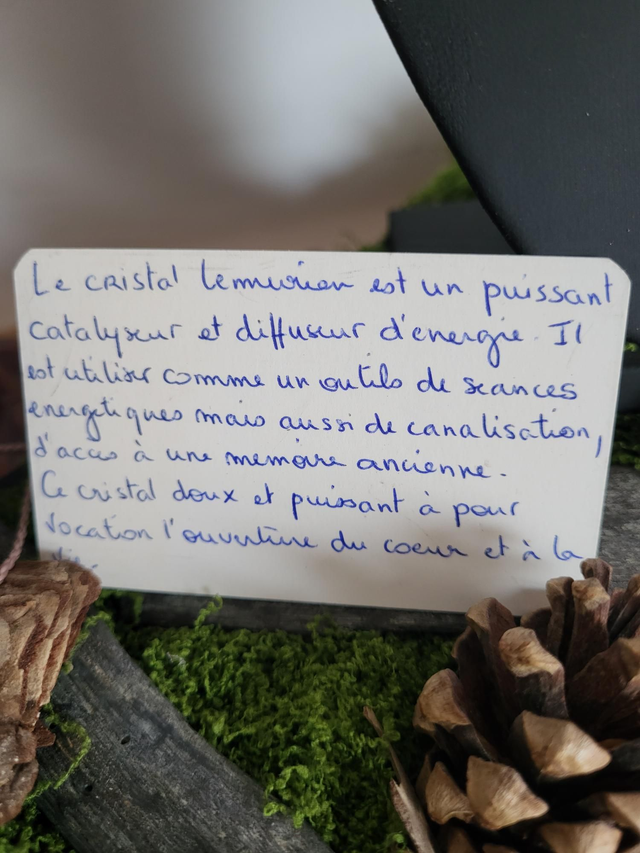 Cristal de Roche Lémurien : Perthro