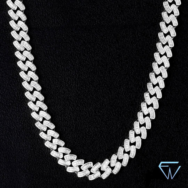 CHAINE MIXTE MAILLE CUBAINE PRONG LINK DE 12MM EN DIAMANT BAGUETTE PLAQUÉ OR 18K