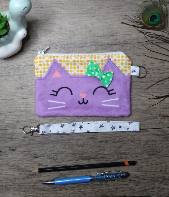 Purple cat zip purse with wrist strap 