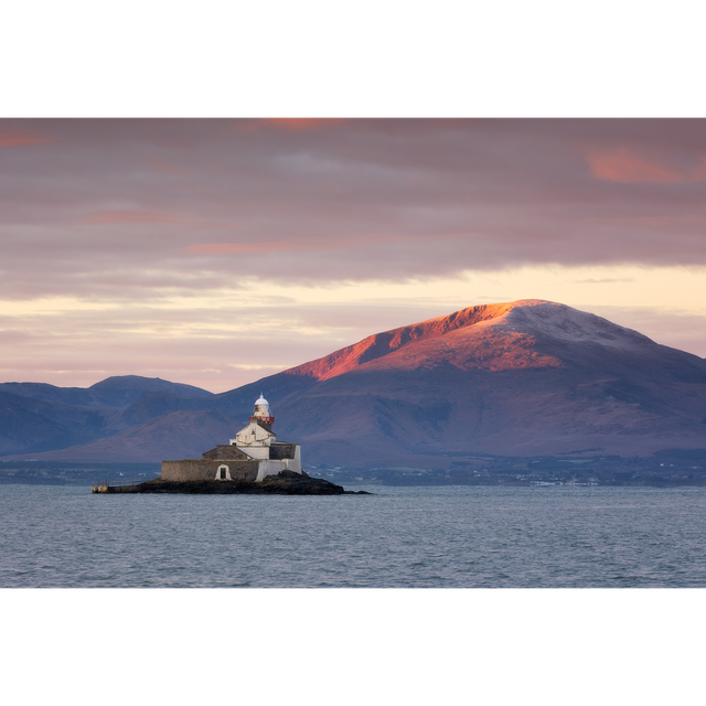 Fenit Lighthouse - Tralee