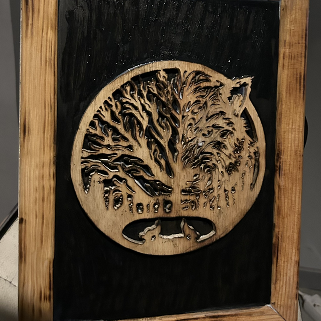 Mi arbre de vie mi Tête de loup effet brûlé avec cadre 