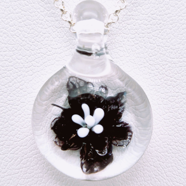 Pendentif Flora noir