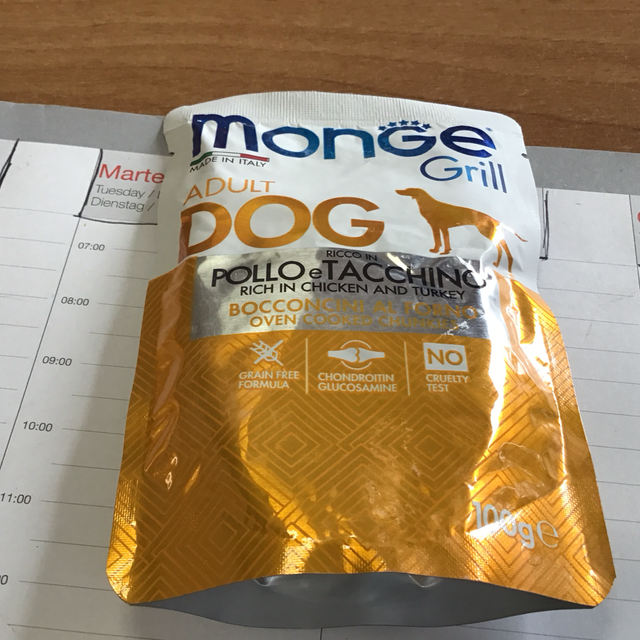 MONGE GRILL DOG ADULT RICCO DI POLLO E TACCHINO BOCCONCINI 100GR 8009470013116