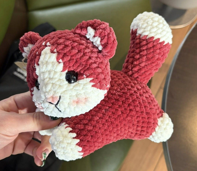 Chaton joueur – Version Velours & Version Fluffy 🐱