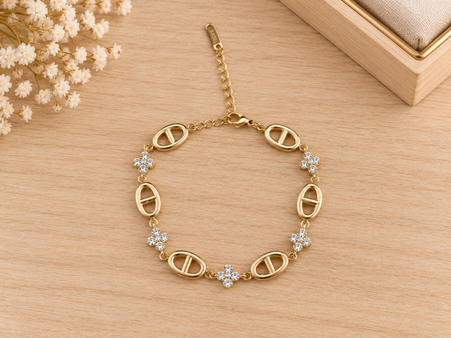 Bracelet maille marine et fleurs blanches