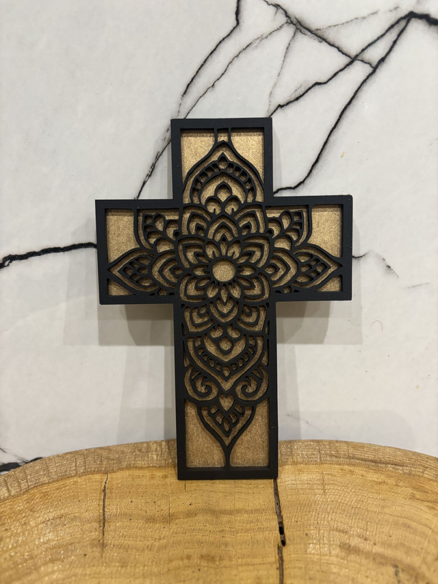 Petite croix chrétienne Noir sur Or 