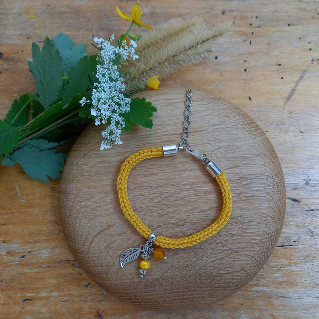Parure jaune et argenté - Bracelet tricoté jaune