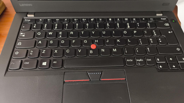 Lenovo x270