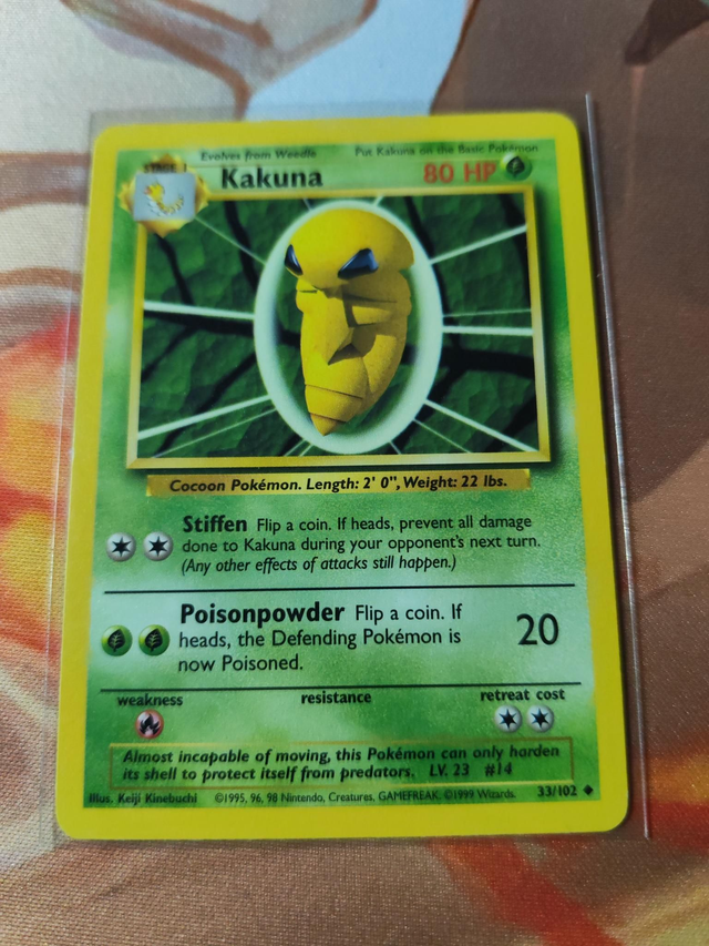 Kakuna 33/102 Base Set 