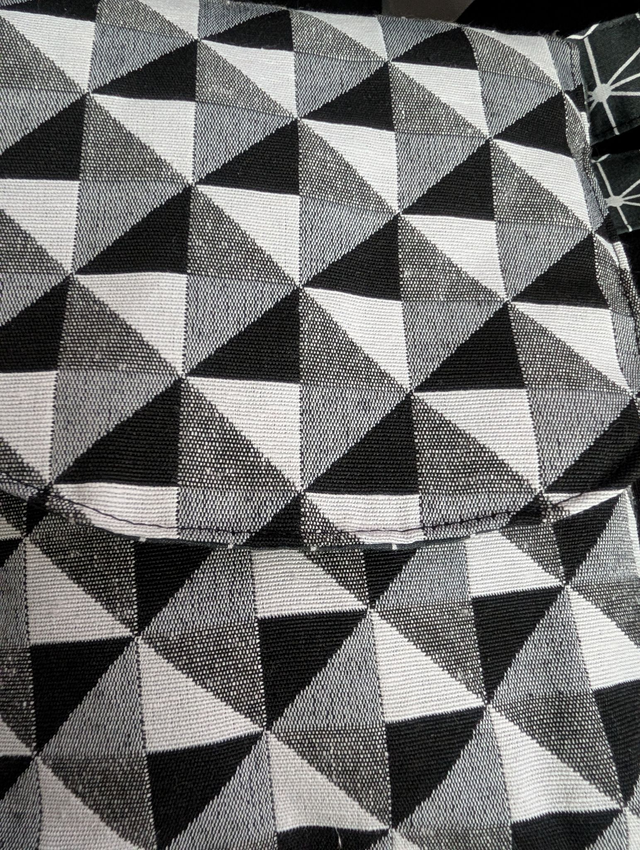 Sacoche Bandoulière "Graphique N&amp;B" – Canvas &amp; Touche de Vert