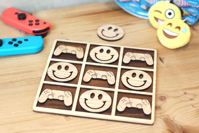 Jeu du Morpion - Modèle SMILEY