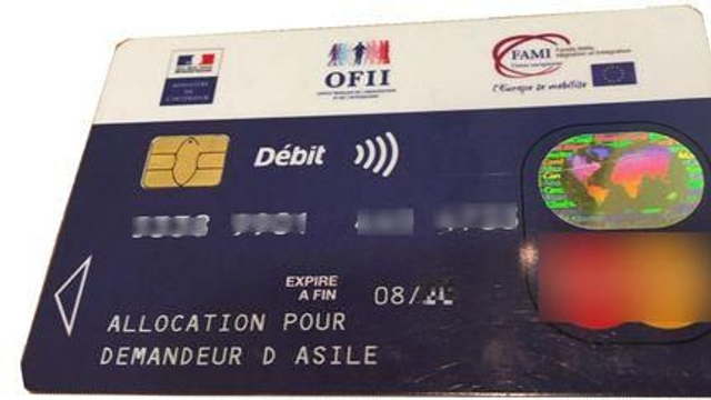 Appelle telefonique en francais pour demande un nouvelle carte perdu 