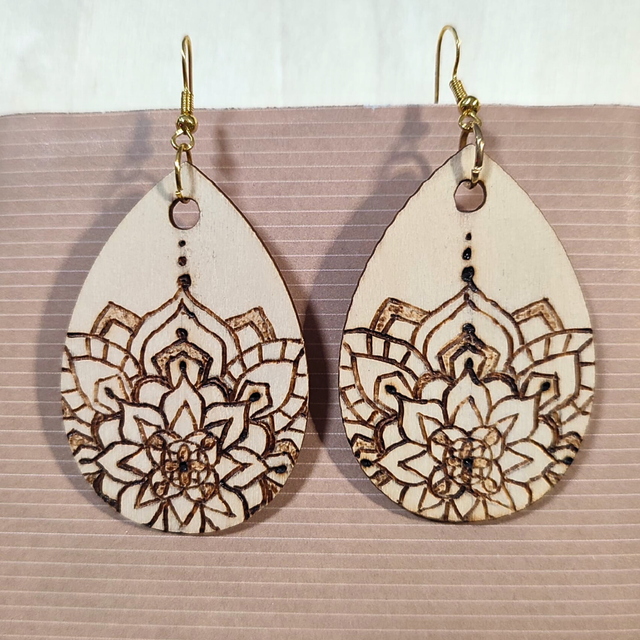 Boucle d'oreilles en bois